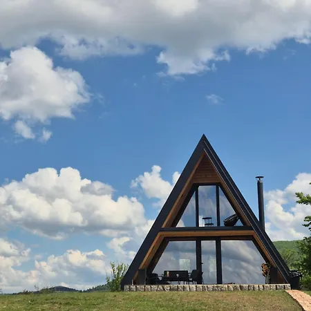 Holiday home Sunflower House Radoinja Nova Varos